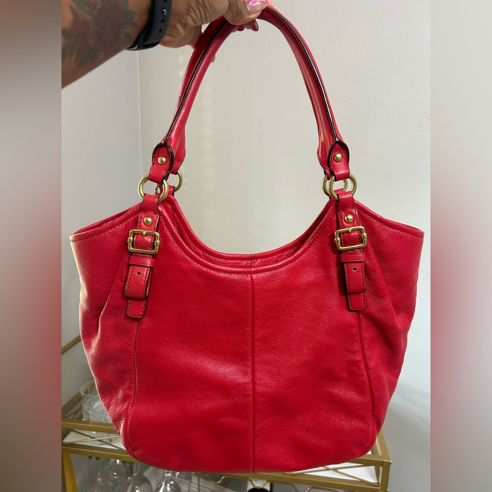 Coach Vibrant Red Leather Shoulder Bag Madison - Picture 5 of 5